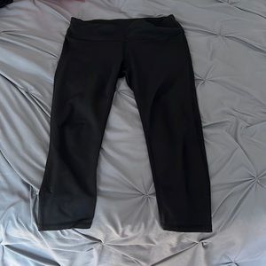 Black Capris